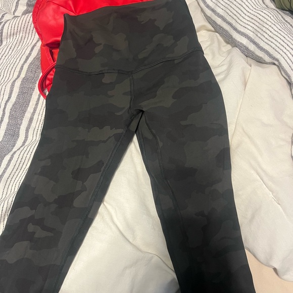 Lululemon Align Camo Leggings Size 2 - Picture 1 of 3